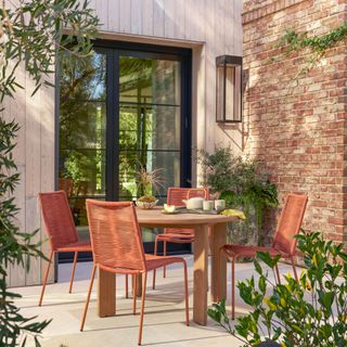 Daphne Dining Table x Zina Dining Chair Bundle