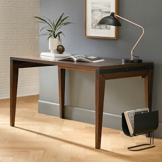 Madera 54" Desk - Chestnut