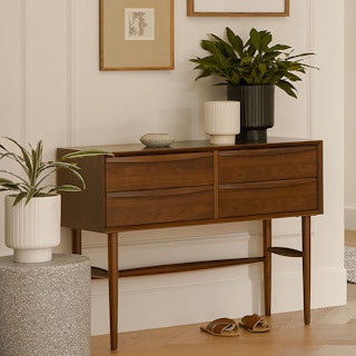 Lenia 39.25" Console - Walnut