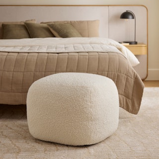 Petter 25" Pouf - Short Shearling White