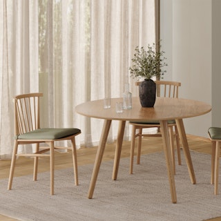 Seno Oak 47" Round Dining Table